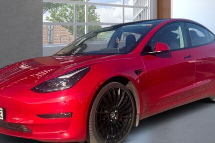 Tesla Model 3 83.000 km 31.990 &euro; Eilenburg 04838