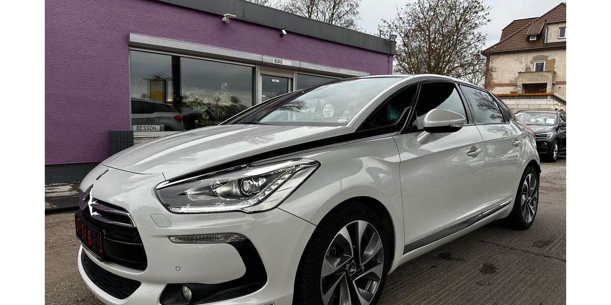 Citroen DS5 119.608 km 10.990 &euro; Kabelsketal OT Gröbers 06184