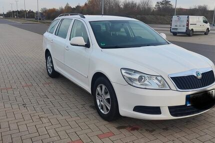 Skoda Octavia 292.500 km 5.000 &euro; Landsberg 06188