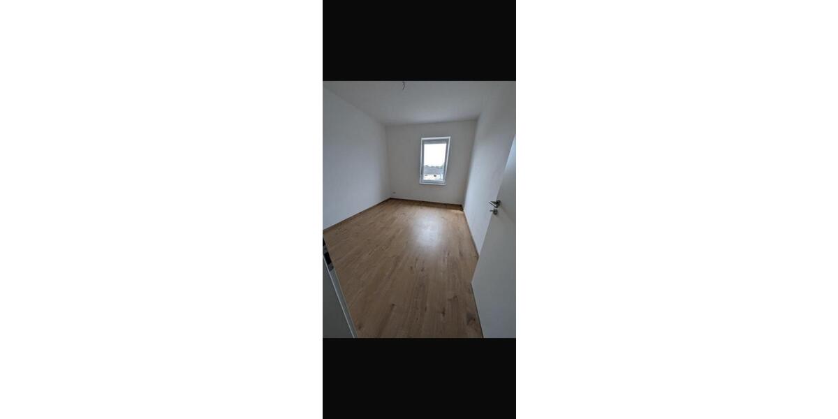 Reihenhaus Delitzsch - 4 Zimmer, 102 m&sup2;, 1.650&euro; | Angebot:25056173