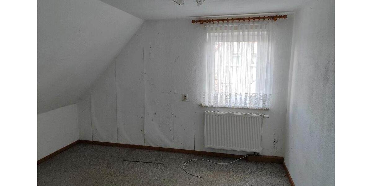 Doppelhaushälfte Grimma - 3 Zimmer, 75 m&sup2;, 149.000&euro; | Angebot:25105550