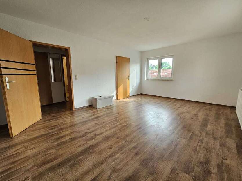 Wohnung zum Kaufen in Hohenmölsen 48.000 € 54 m²