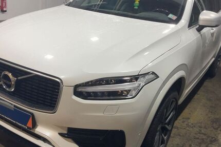 Volvo XC90 90.000 km 34.850 &euro; Leipzig 04347
