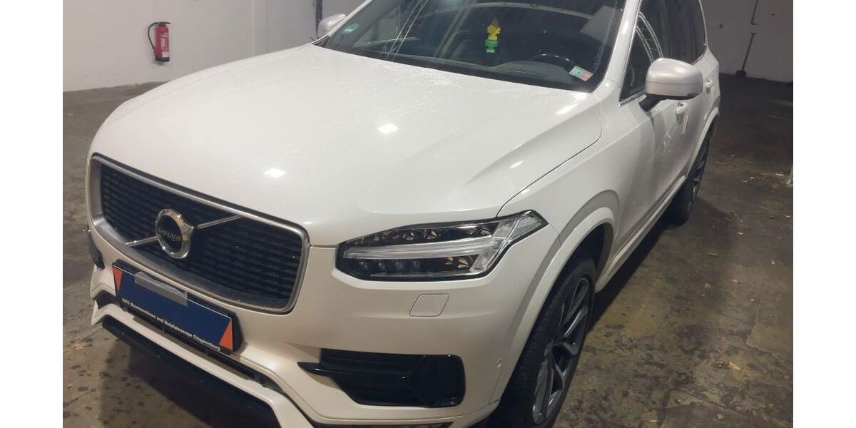 Volvo XC90 90.000 km 34.850 &euro; Leipzig 04347