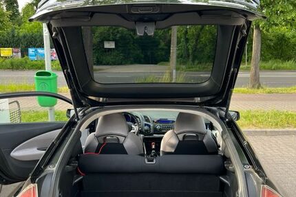Honda CR-Z 183.000 km 5.999 &euro; Leipzig 04129