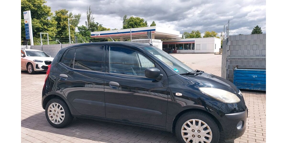 Hyundai i10 69.764 km 2.999 &euro; Leipzig 04328