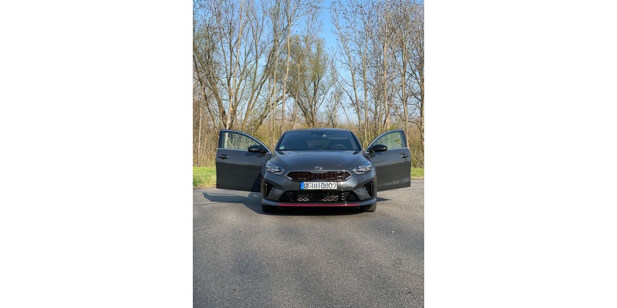 Kia pro ceed / ProCeed 41.000 km 23.900 &euro; Schkeuditz 04435