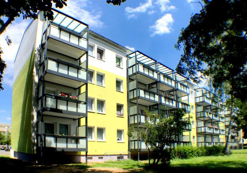Gemütliche 2-Raumwohnung mit großem Balkon zimmer