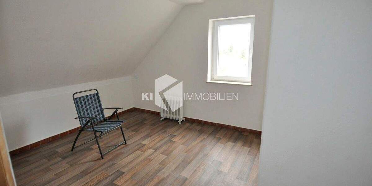 Reihenmittelhaus Regis-Breitingen Breitingen - 7 Zimmer, 120 m&sup2;, 58.000&euro; | Angebot:25672475