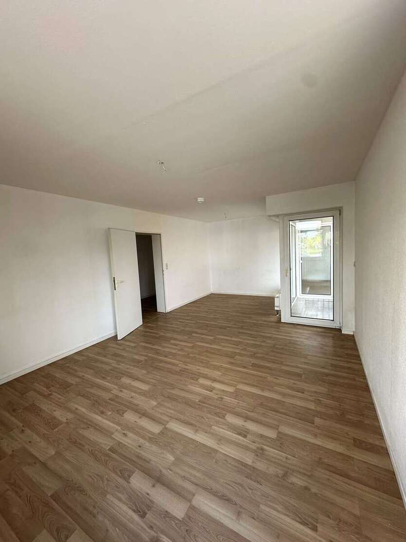 ++Erdgeschosswohnung mit 2 Balkone und Tiefgarage++ 3 zimmer