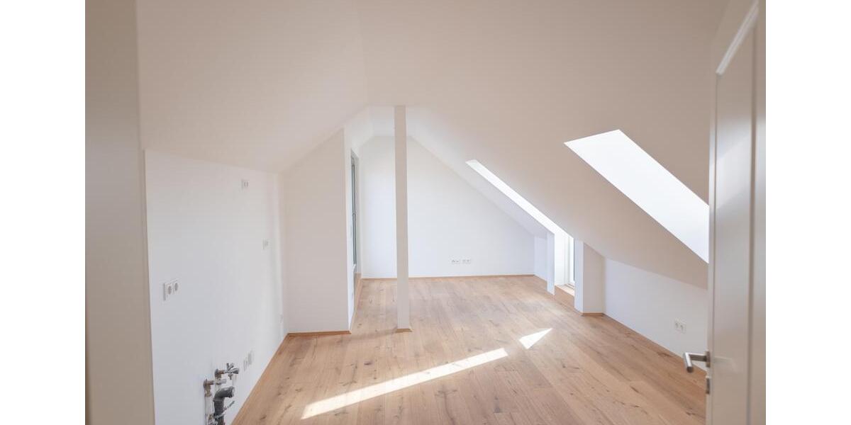 Etagenwohnung Leipzig Ost - 4 Zimmer, 99 m&sup2;, 1.482&euro; | Angebot:26277571
