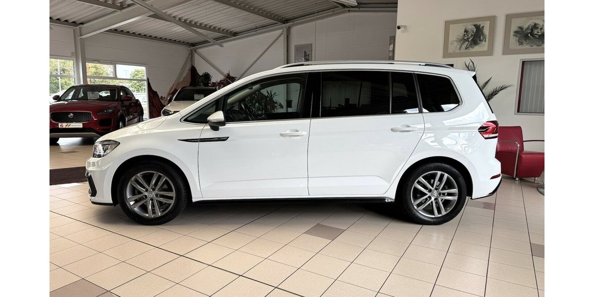 VW Touran 150 DSG R-Line/7Sitz/LED/Navi/ACC/Massage 99.985 km 22.990 &euro; Leipzig 04347