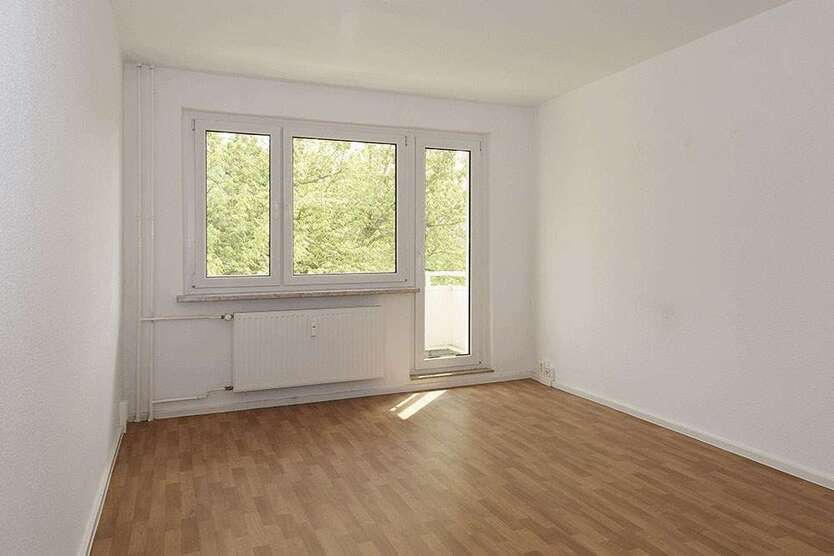 Wohnung zum Mieten in Halle (Saale) 443,70 € 61.2 m²